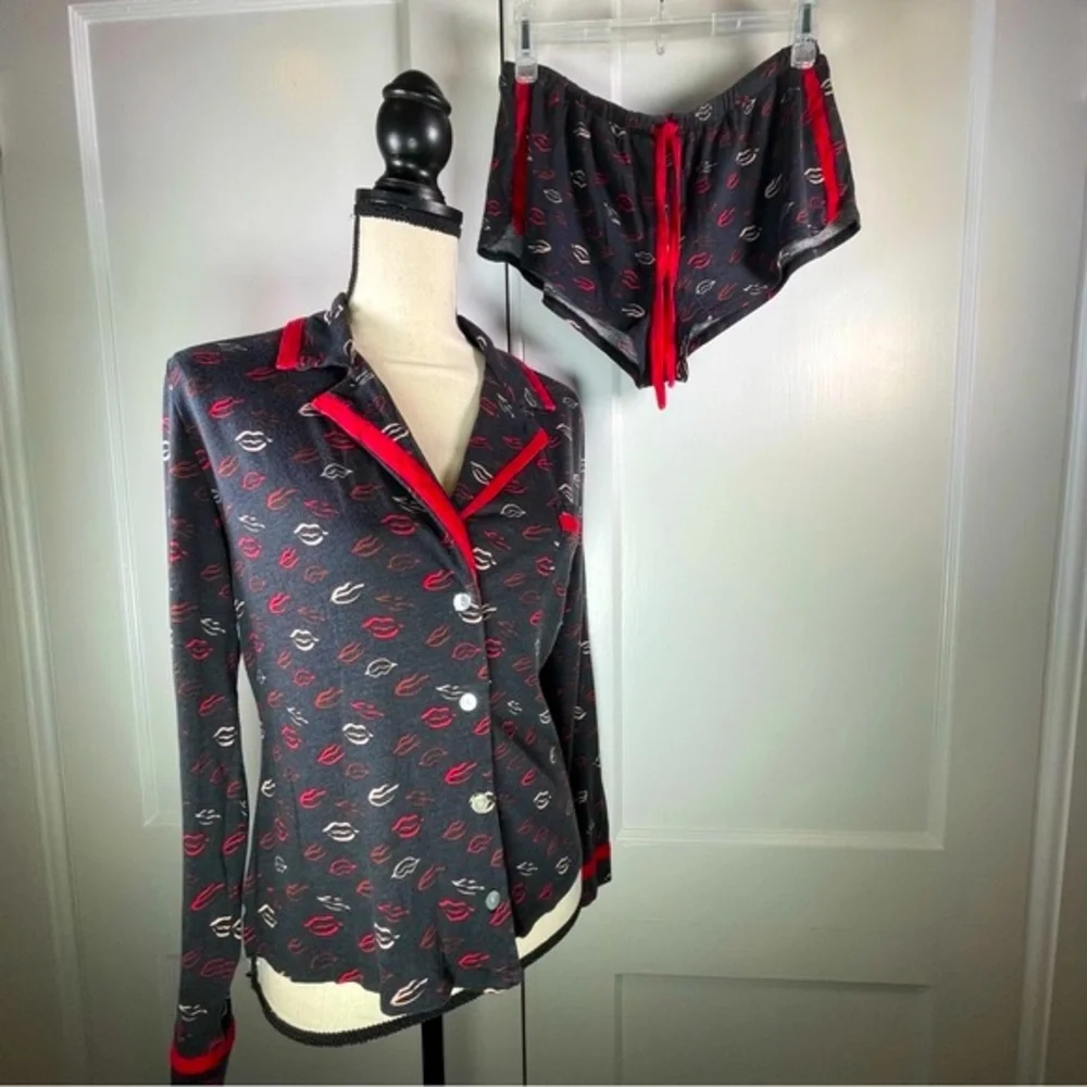 Cosabella Painted Lips Long Sleeve Top & Boxer Set.